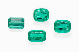 Emeralds from Riverina, Australia - SSEF