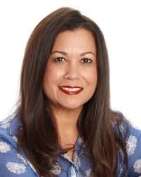 Gina Beaman's Instagram, Twitter & Facebook