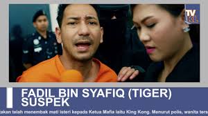 Abang long fadil 2 is a 2017 malaysian action comedy film written and directed by syafiq yusof.it is the sequel to kl gangster's 2014 film abang long fadil also written and directed by syafiq yusof. Abang Long Fadil 2 Pengakuan Fadil Tidak Bersalah Hd Youtube