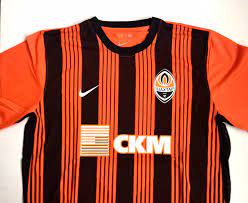 The stadium received some major renovations, including the installation of bench seats in 2000 when shakhtar made it to the champions league group stage. Soccer Jersey Fc Shakhtar Donetsk Jerseyvintage Replica Nike Etsy