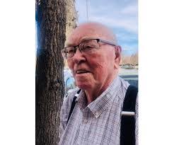 George Mowery's Instagram, Twitter & Facebook