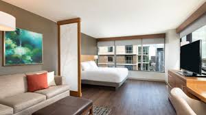 How much does it cost to stay at apartment austinstays 2 bedroom downtown suite? Best Downtown Austin Hotel Premier Austin 6th Street Hotel