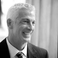 70+ “Lloyd” โพรไฟล์