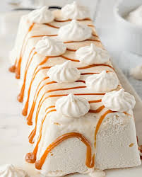 Vacherin La Recette Facile Et Traditionnelle Culture Crunch En 2020 Recette Facile Recette Vacherin Desserts Printemps