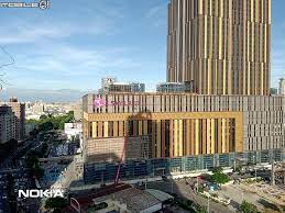 義享天地（e sky land）為義联集團興建中集精品購物廣場、觀光飯店、會議中心、文創主題商品、企業商辦、數位娛樂、影城於一體的大型開發案。 原案命名為東方摩爾購物中心，後又改為義大亞洲廣場和義大亞洲帝國，於招商會時再更名為義享天地 。. ç¾©äº«å¤©åœ°æŽ›ä¸Šæ‹›ç‰Œäº† Mobile01