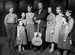 Legendary actor christopher plummer has died. Ty0e Lmeshqkm