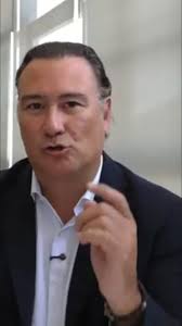 Hoy sostuvimos una gran reunión con Sergio Argüelles, Presidente y Director  General de @finsamx y con Claudio Zambrano, Vicepresidente de Nuevos  Negocios y relaciones públicas, en sus oficinas corporativas en Monterrey,  NL. #