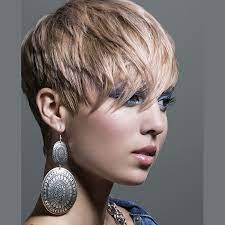 Plus attendre les tendances coupes de cheveux du printemps/été. 35 Nouvelles Coupes Et Coiffures Cheveux Courts De La Saison Printemps Ete 2015 Nouvelles Tendances Et Idees De Coiffures Page 5