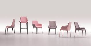 roze en bruine stijlvolle design stoelen voor aan uw eettafel eettafel design decoraties