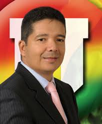 Por la cual se decreta el Pres...