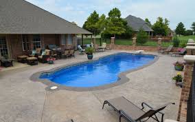 Our fiberglass pools come in a variety of shapes, sizes, and designs to suit any taste. Viking Pools Gulf Goast Maya Sea Breeze Pools Ok Country Pool Oklahoma City By Latham Pool Products Inc Houzz Au