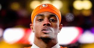 NFL punishes Denver Broncos star defender ahead of Week 12 divisional  matchup vs. Las Vegas Raiders