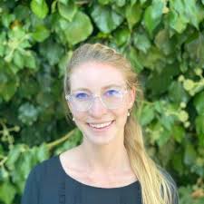 Natalie Solomon's Instagram, Twitter & Facebook