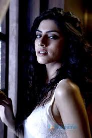 Khamoshiyan Movie Review Release Date Songs Music Images Official Trailers Videos Photos News Bollywood Hungama 720p khamoshiyan (2015) movie download hd quality. khamoshiyan movie review release