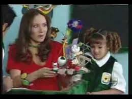 ''me vale me vale'' danna paola maria belén. La Familia Peluche Maria Belen Parte 3 Youtube