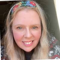 Abigail Davidson's Instagram, Twitter & Facebook