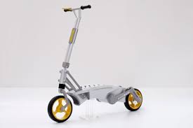 La Trottinette Electrique City Bird D Omer Menashri Pensee Pour La Ville City Bug Electric Scooter B Trottinette Electrique Trottinette Scooter Electrique