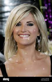 Sarah jayne dunn hi-res stock photography and images