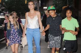 Daughters leni, 12, and lou, 6, and sons henry, 10, and johan, 9 — and we can't get over how grown. Italian Businessman Flavio Briatore Admits He Never Sees His Daughter With Heidi Klum Leni And Doesn T Miss Her Mirror Online