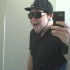 Stream Travis Gardner music