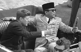 Bilangan ini ditentukan berdasarkan sumber pengetahuan yang penulis dapat daripada akhbar, majalah, buku. Menyusuri Guratan Sejarah Kebesaran Bung Karno Di Dunia