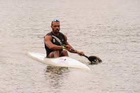 O brasileiro não toma conhecimento da concorrência e vence a sua bateria com o tempo de 3:59.894, mais de 7s de vantagem sobre o. Edinho Da Canoagem Fica Fora Das Olimpiadas De Toquio