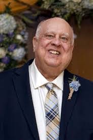 Nolan Combs's Instagram, Twitter & Facebook