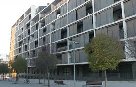 Casa antigua en sant joan despi zona centro compuesta de tres plantas planta baja: Asi Viven Los Vecinos De Sant Joan Despi Que No Quieren Que La Especulacion Les Eche De Sus Casas