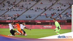 Sit back and enjoy all 142 goals scored during the tournament. Qntjlrhjiybyum