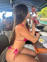 OnlyFans model giulia.rosa - pornpic.com