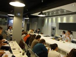 Aprende las recetas y técnicas utilizadas en cocinas internacionales. Cinco Tenedores Nuevo Espacio De Escuela De Cocina Telva