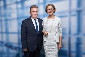 Experten wären der meinung, dass es dort kaum zu ansteckungen komme, begründete sie. Neue Krankenpflegeschule Fur Zwettl Zwettl