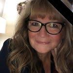 Denise Roush's Instagram, Twitter & Facebook