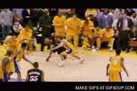 Allen Iverson Crossing Tyronn Lue Page 1 Line 17qq Com Find the perfect allen iverson tyronn lue stock photos and editorial news pictures from getty images. 17qq