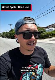 Exploring Street Spots for Fingerboarding