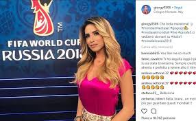 La slovacchia ha la grande possibilità di staccare il pass il pass per gli ottavi ma dovrà superare l'ostica svezia. Pressing Torna In Tv Con Pardo E Giorgia Rossi Che Rischio Il Gossip Su Pjanic Cagliari Calciomercato Com