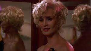 1970'te evlendiği paco grande ile kısa sürede ayrılmalarına rağmen resmen boşanmaları 1981 yılını buldu. Jessica Lange Blue Sky Youtube