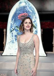 Emma watson has been leaving a trail of beauty inspiration and dropped jaws while on her press tour for beauty and the beast. Emma Watson Emma Watson At The Beauty And The Beast Premiere