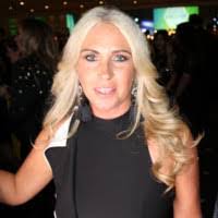 Debbie Briscoe's Instagram, Twitter & Facebook