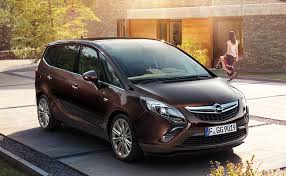 Vous comptez changer de véhicule pour 15 000 euros ? 5 Voitures 7 Places A Moins De 10 000 Euros Blog Kidioui Fr