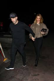 Последние твиты от statham army (@jasonstathamnet). Rosie Huntington Whiteley And Jason Statham Out In La 02 26 2020 Celebmafia
