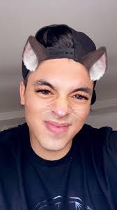 nabil flores (@itsmenabil_23)