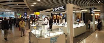 Swarovski Pop Up Store Opens At London Heathrow Terminal 5 Pop Up Store Pop Up Stores Pop Up