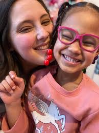 How to approach a teacher about dye-free snacks again?