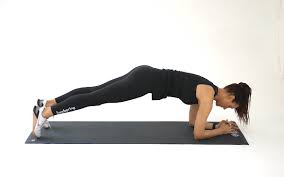 In rückenlage den rumpf leicht anheben, hände an den kopf. Bauchmuskeltraining 9 Ubungen Fur Den Bauch