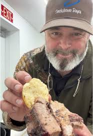 #smokehousebayou #smoked #brisket #honey #biscuit #breakfast #bbq  #bbqtiktok #delicious #foodtiktok @B&B Charcoal @James Long @tripprion  @Southernhood @Naybaby @beauducharme3 @Andrew Conway ...