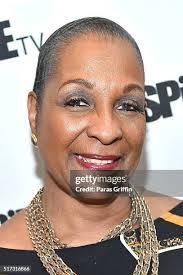 Deetta West's Instagram, Twitter & Facebook