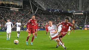 05.03.2022 · der fc bayern müht sich in der bundesliga zu einem schmeichelhaften remis gegen bayer leverkusen. Fc Bayern Bei Rb Salzburg 90 Minute Flugelflitzer Coman Rettet Bayern Beim Starken Aussenseiter