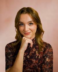 Emily Bartley's Instagram, Twitter & Facebook