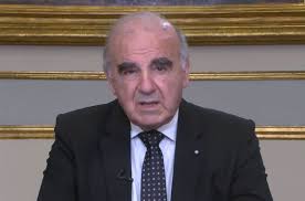 Taqgħux fin-nasba tal-preġudizzju u tagħtux eżempju ħażin"